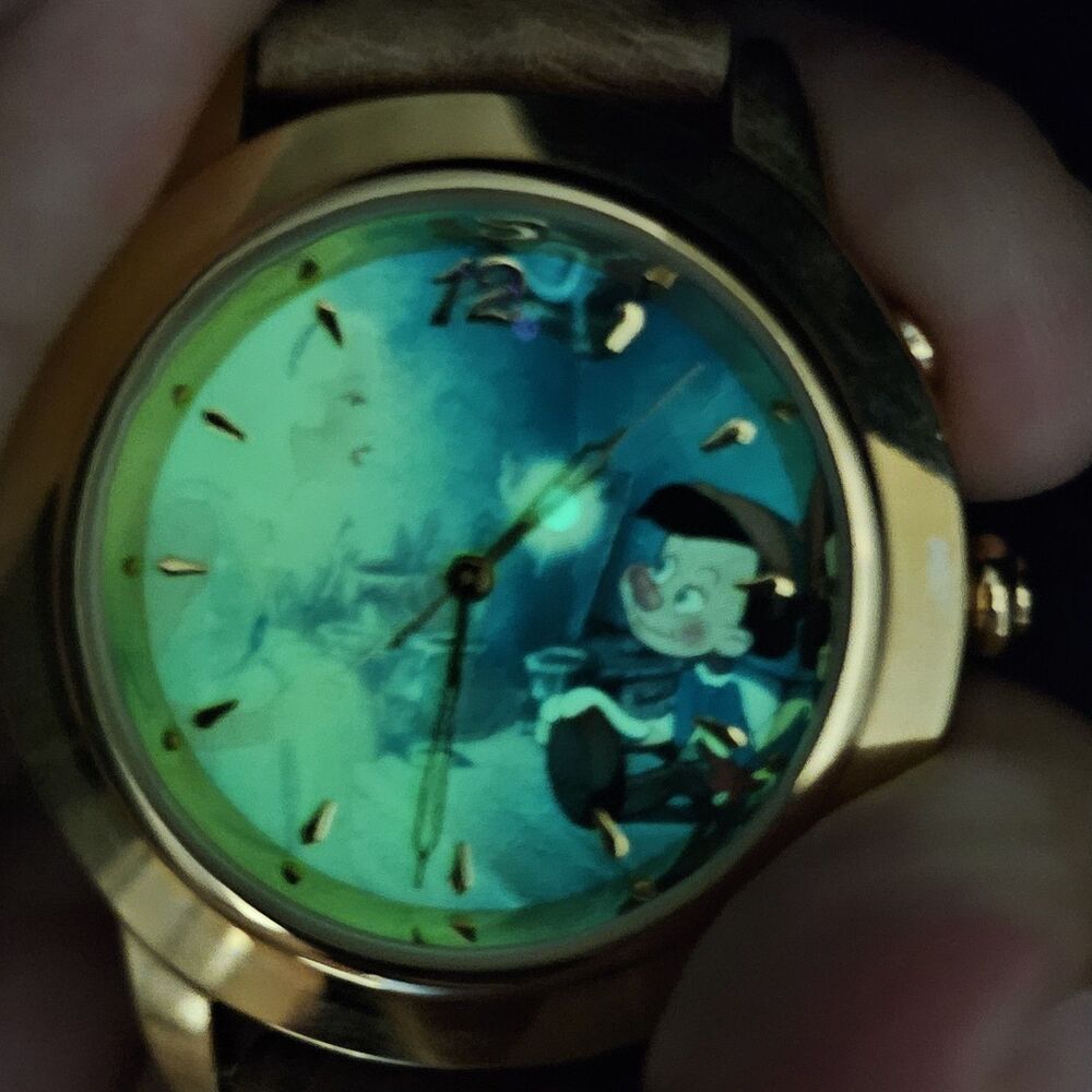 Pinocchio Disney Limited Edition Watch 36MM Brown Leather‎ Bands New Battery - Picture 6 of 15